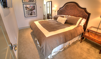 bedrooms_titile-party-house_bedroom-a_r1